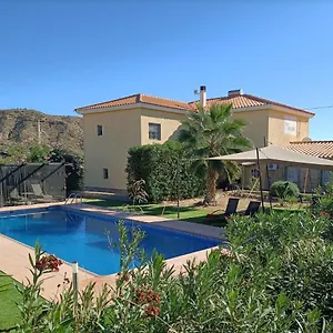 Casa Rural Mas Solana Bed & Breakfast